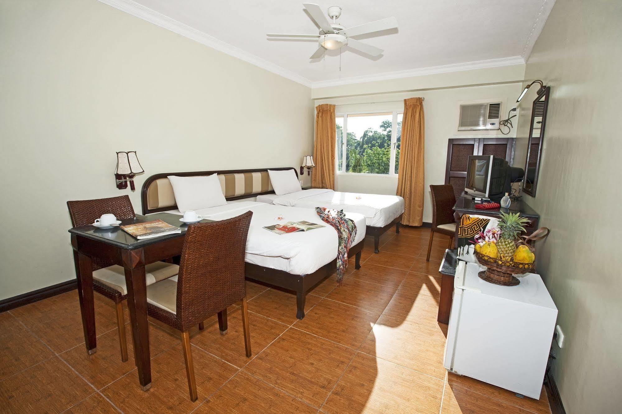 Egi Resort & Hotel Lapu-Lapu City Luaran gambar